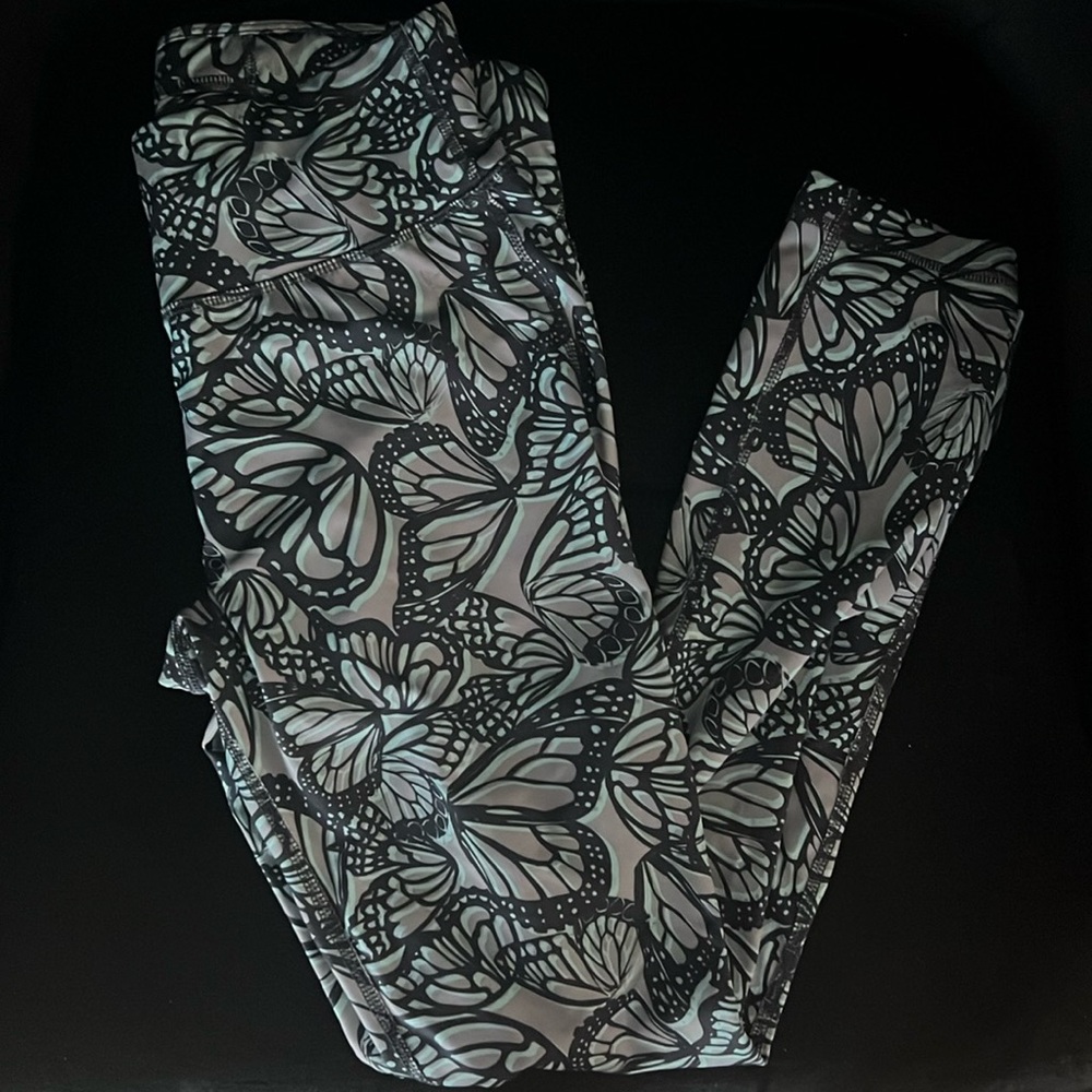 Danskin butterfly gym leggings